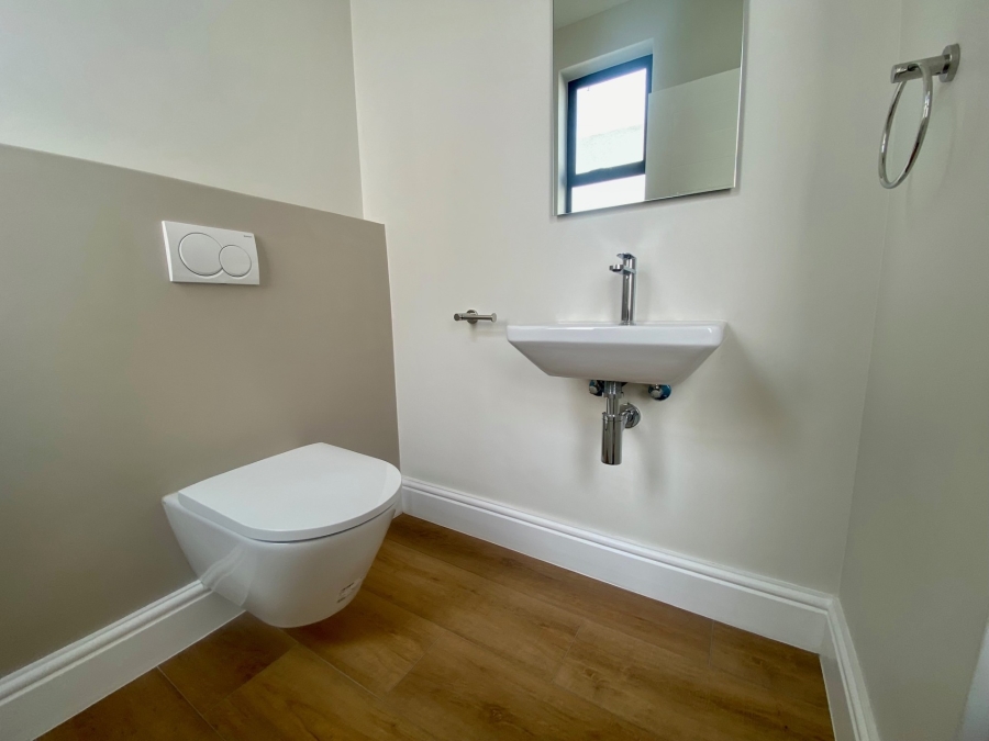 3 Bedroom Property for Sale in La Roche Western Cape